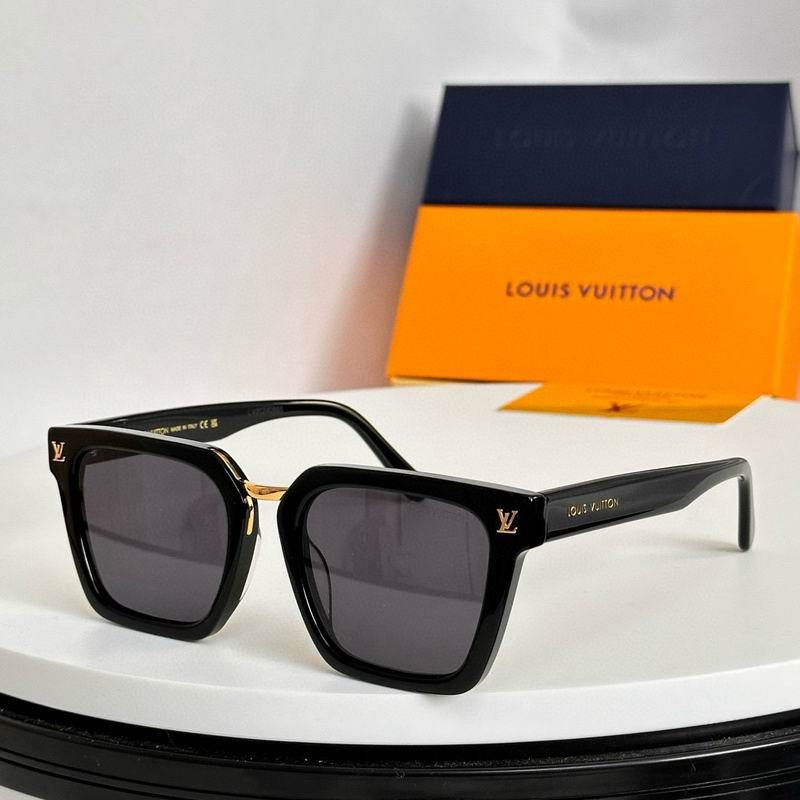 LV Sunglasses 270